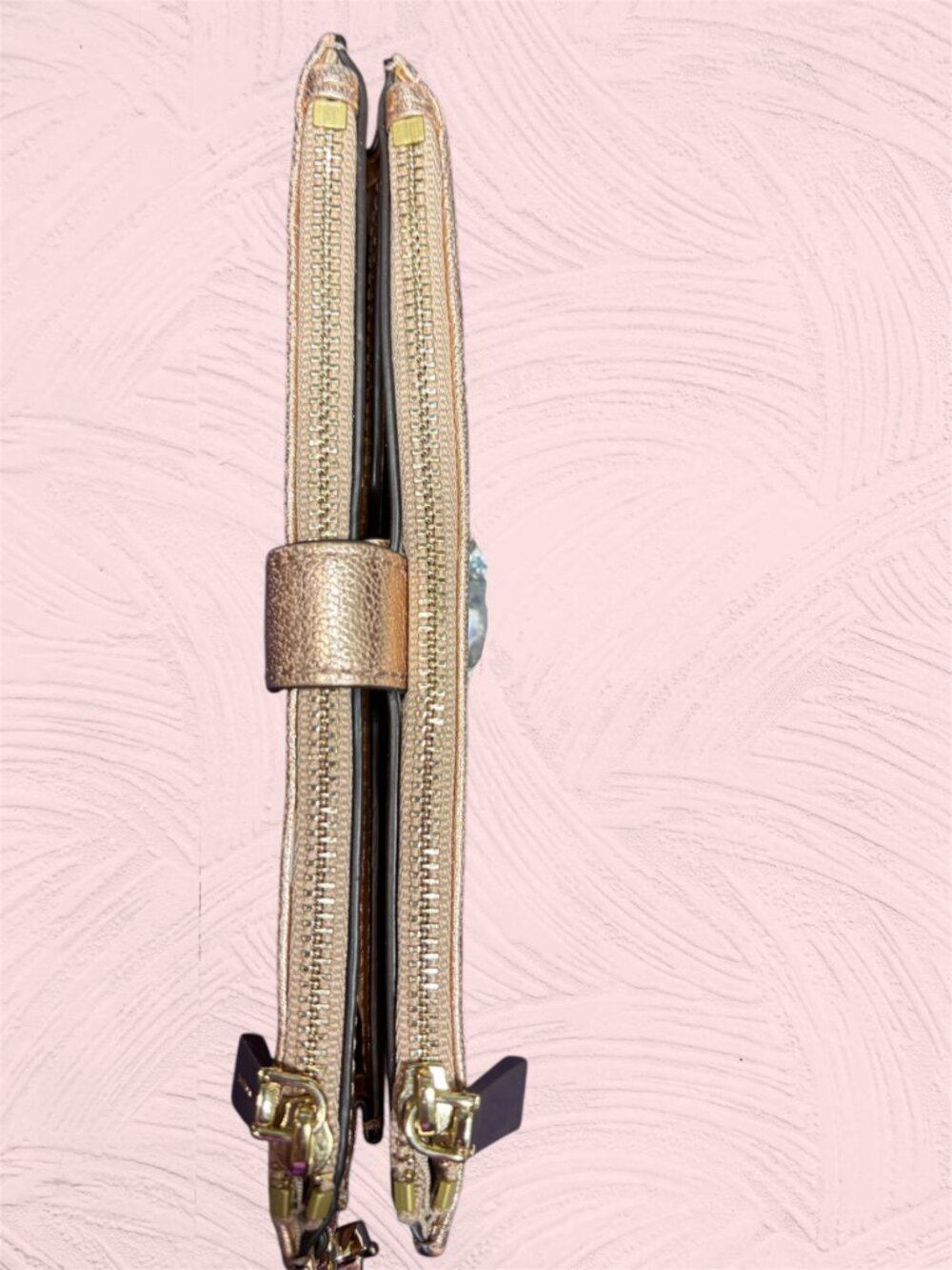 MICHAEL KORS ROSE GOLD GLIMMER WALLET WRISTLET - Picture 4 of 5